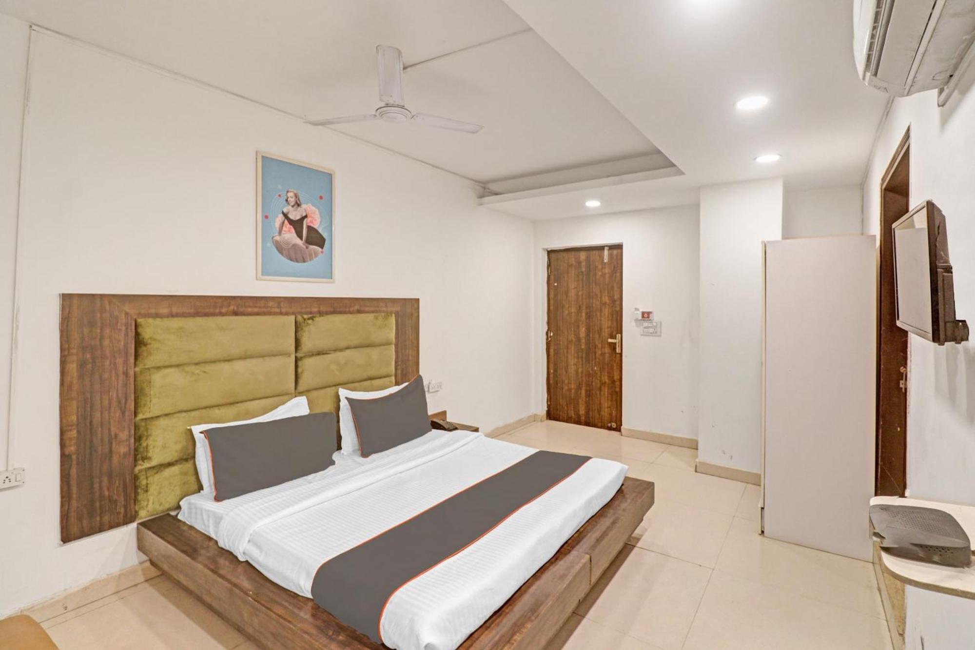 Hotel Collection O Seven Heaven Nowe Delhi Zewnętrze zdjęcie
